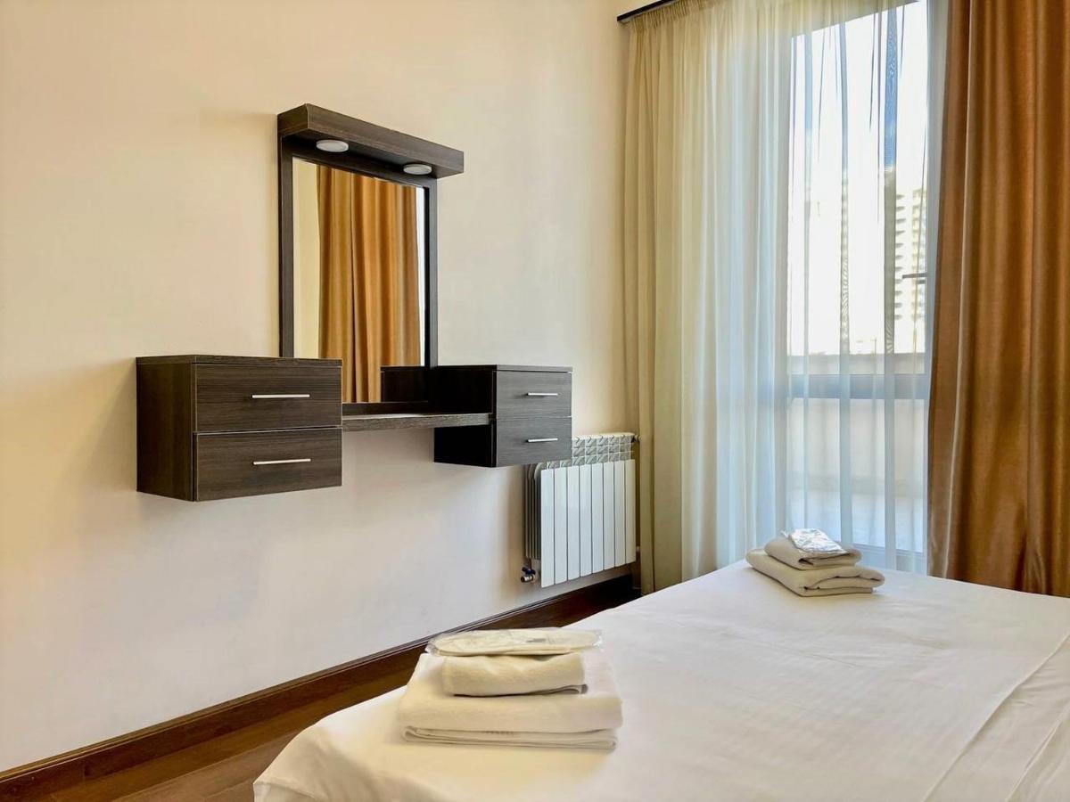 Yerevan House Luxury Apartment 5 Ngoại thất bức ảnh